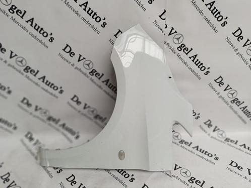 Scherm links-voor van een Mercedes Vito (9147), Auto-onderdelen, Carrosserie, Mercedes-Benz, Gebruikt, 3 maanden garantie, Ophalen of Verzenden