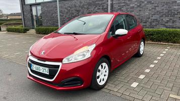 PEUGEOT 208 benzine nieuwe staat disponible aux enchères