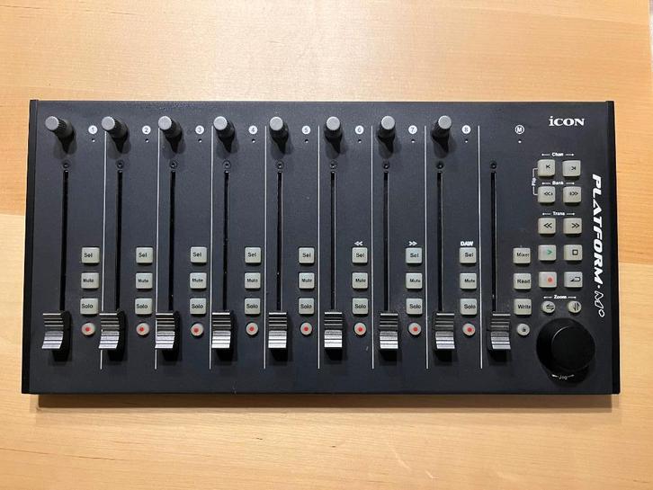 Icon Platform M – DAW controller, Muziek en Instrumenten, Midi-apparatuur, Gebruikt, Ophalen of Verzenden