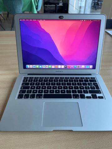 Macbook Air - 13 inch  - 2017 (i5) beschikbaar voor biedingen