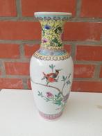 Chinese porseleinen vaas met Famille-Rose Stempel Jingdezhen, Verzenden