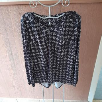 Blouse  disponible aux enchères