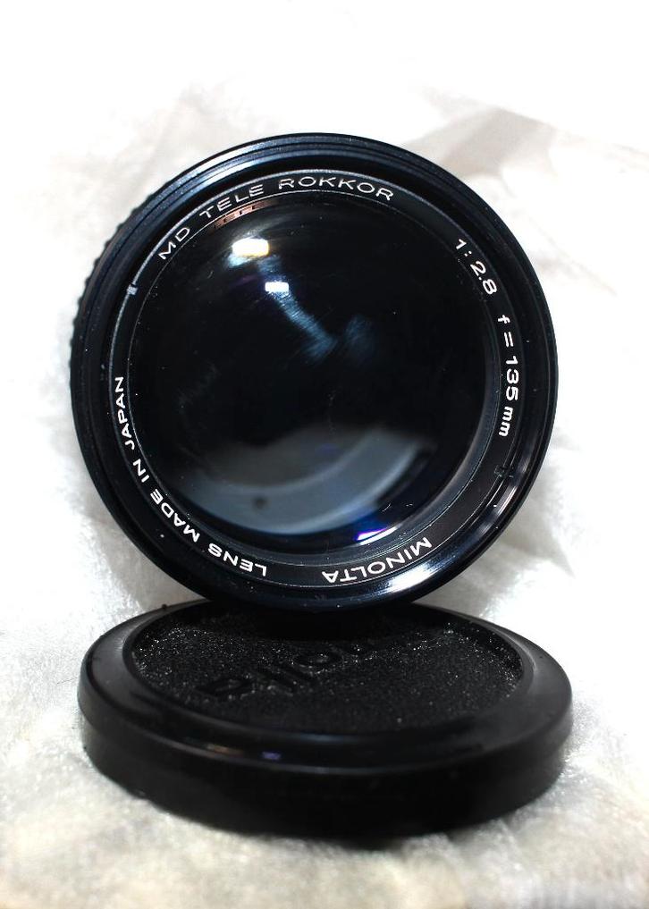 Minolta MD 135 mm 2.8, TV, Hi-fi & Vidéo, Appareils photo analogiques, Utilisé, Reflex miroir, Minolta, Enlèvement ou Envoi