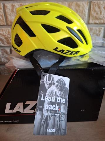 LAZER TONIC HELM NIEUWE MAAT M  beschikbaar voor biedingen