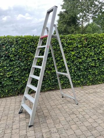 Professionele Altrex trapladder, 8 treden, Enlèvement, Comme neuf, Escalier, 2 à 4 mètres