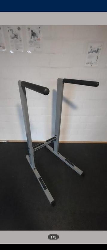 Dip station Bodysolid beschikbaar voor biedingen