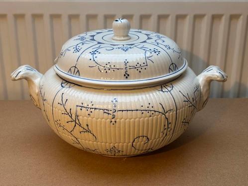 Boch Frères - Soeppan „Copenhagen” met deksel, Antiek en Kunst, Antiek | Servies los, Ophalen of Verzenden