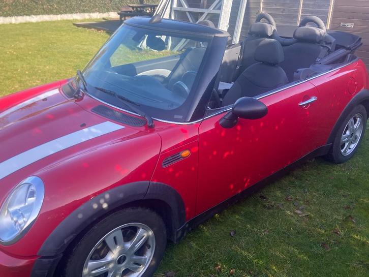 Mini cabrio benzine, Autos, Mini, Particulier, Cabrio, ABS, Airbags, Alarme, Ordinateur de bord, Verrouillage central, Rétroviseurs électriques