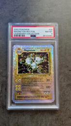 Four à micro-ondes Legendary Collection Reverse Holo PSA 8, Comme neuf, Enlèvement ou Envoi, Booster box