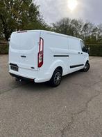 Ford Transit Custom 2.0 Tdci 96kw L2, Voorwielaandrijving, https://public.car-pass.be/vhr/27d0214a-543a-4571-b123-d6af67cb9518