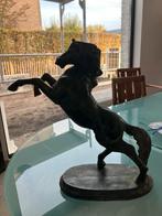 Stijgerend paard, Enlèvement, Comme neuf