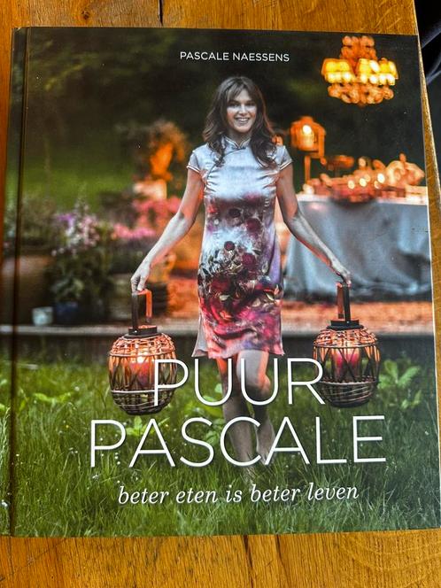 Pascale Naessens - Puur Pascale, Boeken, Kookboeken, Zo goed als nieuw, Ophalen of Verzenden