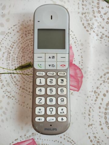 Téléphone fixe Philips  beschikbaar voor biedingen