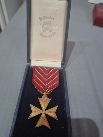 Belgisch Oorlogskruis 1914-1918 met originele doos — dec. beschikbaar voor biedingen