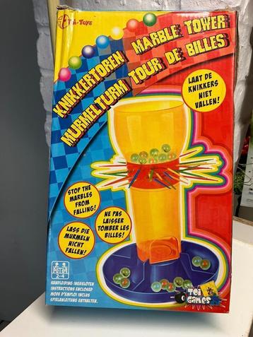 Spel knikkertoren beschikbaar voor biedingen