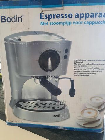 Koffiemachine nog nieuw in doos disponible aux enchères