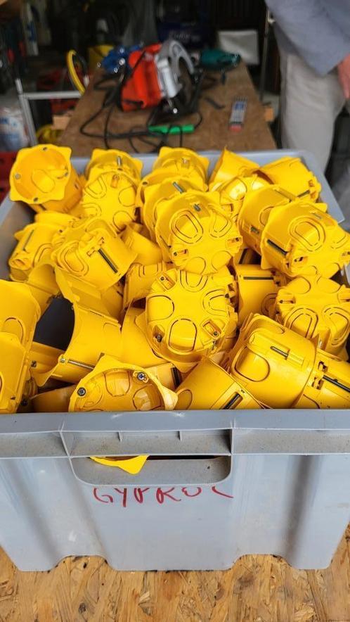 Legrand inbouwdoosjes, Doe-het-zelf en Bouw, Elektriciteit en Kabels, Nieuw, Ophalen