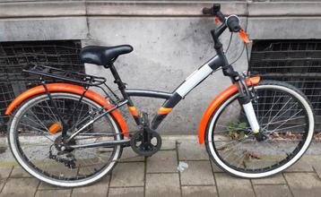B'Twin original 500s 24" met voorvering beschikbaar voor biedingen