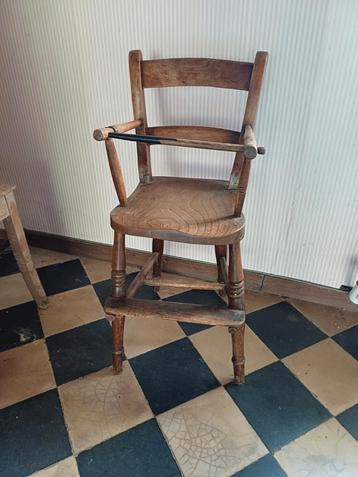Ancienne chaise haute enfant, Enlèvement