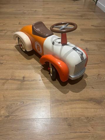 Oldtimer speelgoed loopwagen  beschikbaar voor biedingen