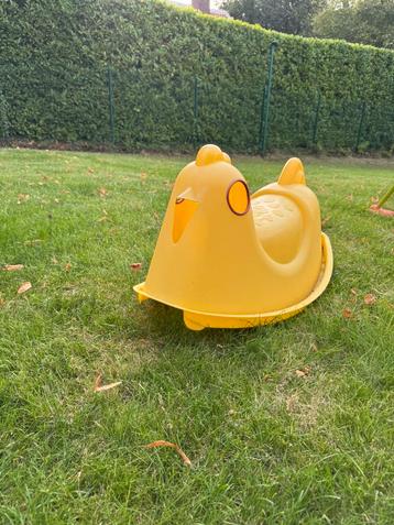Schommelkip beschikbaar voor biedingen