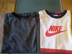 2 T shirt garçon Nike taille 147/158 cm, Vêtements de sport ou Maillots de bain, Utilisé, Garçon, Enlèvement ou Envoi