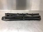 RADIATEURBALK Toyota Auris Touring Sports (E18), Auto-onderdelen, Gebruikt, Toyota