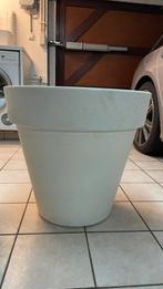 Witte bloempot voor buiten, Tuin en Terras, Ophalen, Kunststof, Gebruikt, Minder dan 30 cm