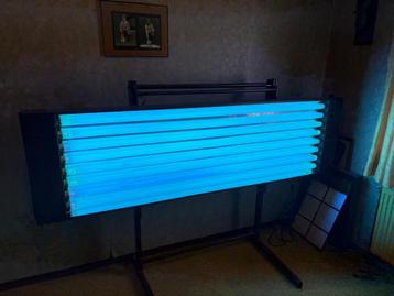 Zonnebank hemel beschikbaar voor biedingen