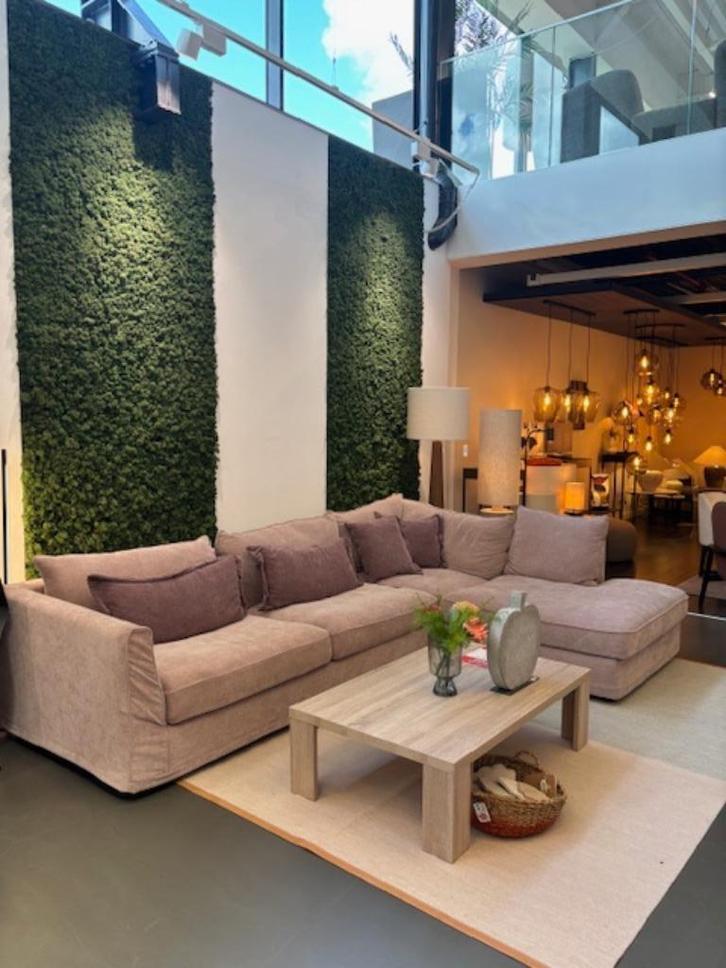 Cosy hoeksalon in stof (ongebruikt toonzaalmodel!), Huis en Inrichting, Zetels | Zetels, Nieuw, Hoekbank, Vierpersoons of meer