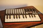 Akai key 25, Muziek en Instrumenten, Midi-apparatuur, Ophalen of Verzenden, Nieuw
