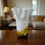 Vintage 'ruffled' vaas / decoratie, Ophalen of Verzenden