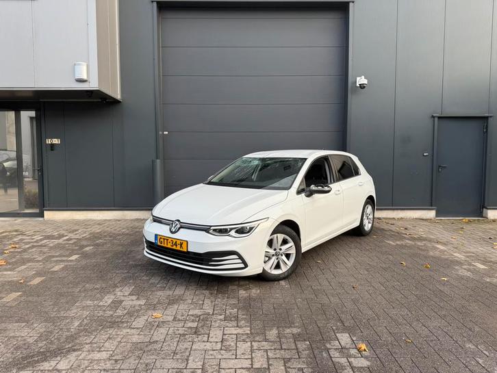 Schade Volkswagen Golf8 DSG 21400km - LED | Camera | BTW, Auto's, Volkswagen, Bedrijf, Golf, ABS, Achteruitrijcamera, Adaptieve lichten