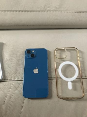 iPhone 13 – 128GB – Blauw + Doos & Oplader beschikbaar voor biedingen
