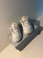 Nike sneakers wit 100% origineel, Kinderen en Baby's, Babykleding | Schoentjes en Sokjes, Schoentjes, Jongetje of Meisje, Ophalen of Verzenden