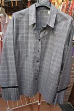 Blouse grijs vierkantjes van Laack  mt 44, Kleding | Dames, Van Laack, Maat 42/44 (L), Nieuw, Ophalen of Verzenden