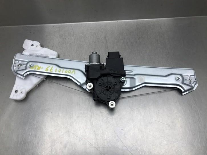 RAAMMECHANIEK RECHTS VOOR Kia Sportage (NQ5) (|82460R2010|), Auto-onderdelen, Ruiten en Toebehoren, Kia, Gebruikt