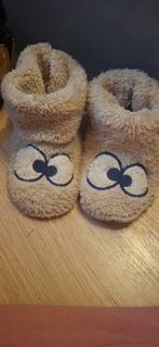 Woody pantoffels, Enfants & Bébés, Vêtements de bébé | Chaussures & Chaussettes, Enlèvement