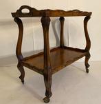 Desserte/ Chariot vintage à roulettes en bois sculptée noyer, Enlèvement