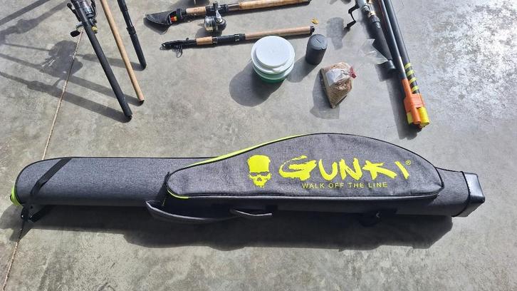 Hengeltas Gunki Hard Rod Case Power Game foedraal 140 cm, Watersport en Boten, Hengelsport | Witvissen, Zo goed als nieuw, Ophalen of Verzenden