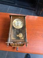 Antieke Hang Klok werkt!, Antiquités & Art, Antiquités | Horloges, Enlèvement