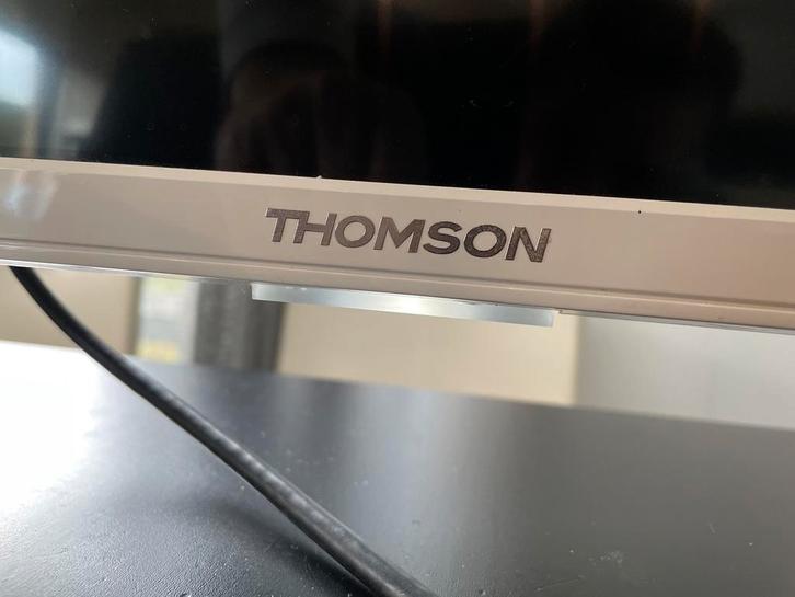 Thomson 55 inch tv zonder remote control, Audio, Tv en Foto, Televisie-accessoires, Zo goed als nieuw, Ophalen