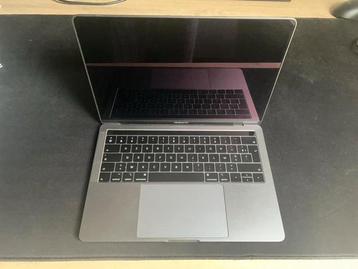 Apple Macbook Pro 8GB 2019 beschikbaar voor biedingen