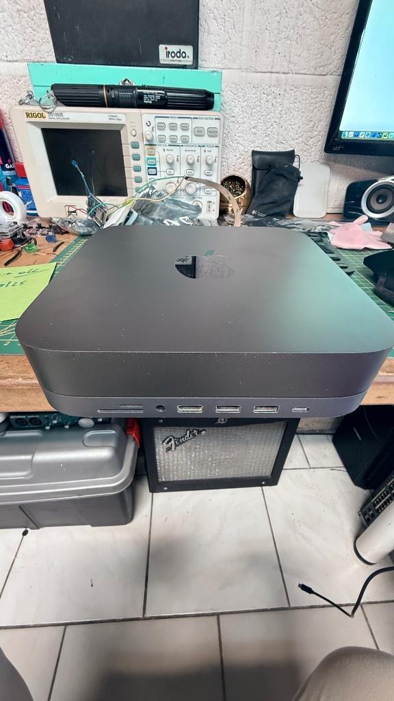 Mac mini 2018 +, Informatique & Logiciels, Apple Desktops, Utilisé, Mac Mini, SSD, 3 à 4 Ghz, 32 GB, Enlèvement ou Envoi