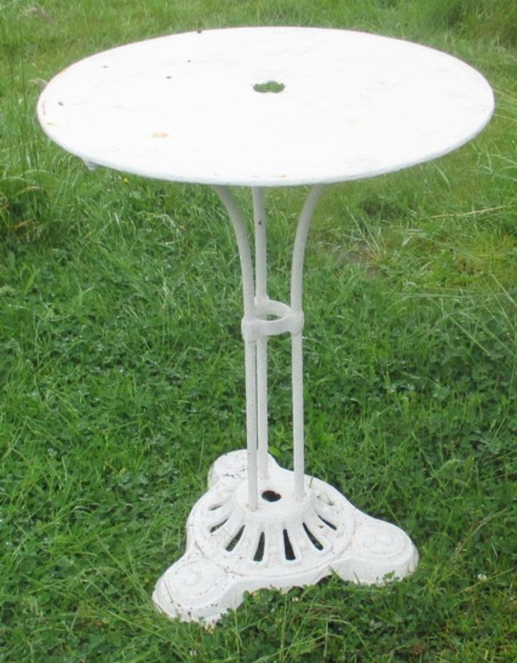 antiek bistro tafel tuintafel op gietijzeren voet   17, Antiek en Kunst, Curiosa en Brocante, Ophalen