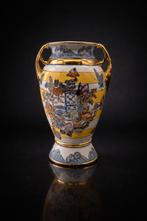 Chinese porseleinen vaas 30 cm goud — Hongguang LTY, Antiek en Kunst, Antiek | Vazen, Ophalen of Verzenden