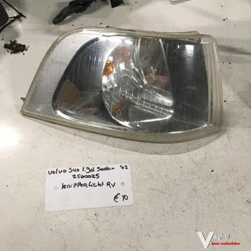 Volvo S40 1.9 D sedan 2002 Wagennr 2500025  Knipperlicht Lin beschikbaar voor biedingen