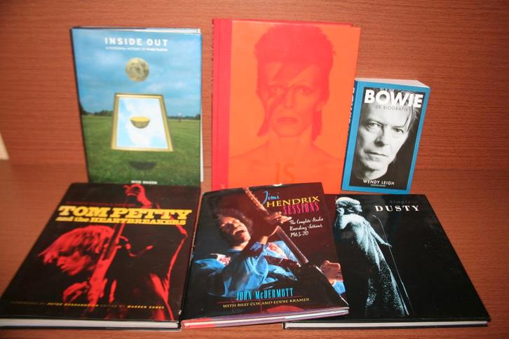 Collectie boeken RG36 pink floyd bowie tom petty hendrix, Livres, Musique, Enlèvement ou Envoi