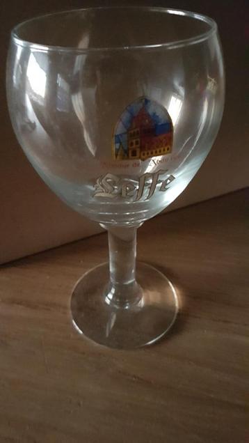 Leffe glazen 33cl beschikbaar voor biedingen