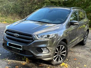 Ford Kuga ST LINE EcoBoost 1.5i Essence Euro 6b 3/2018 2X4 beschikbaar voor biedingen